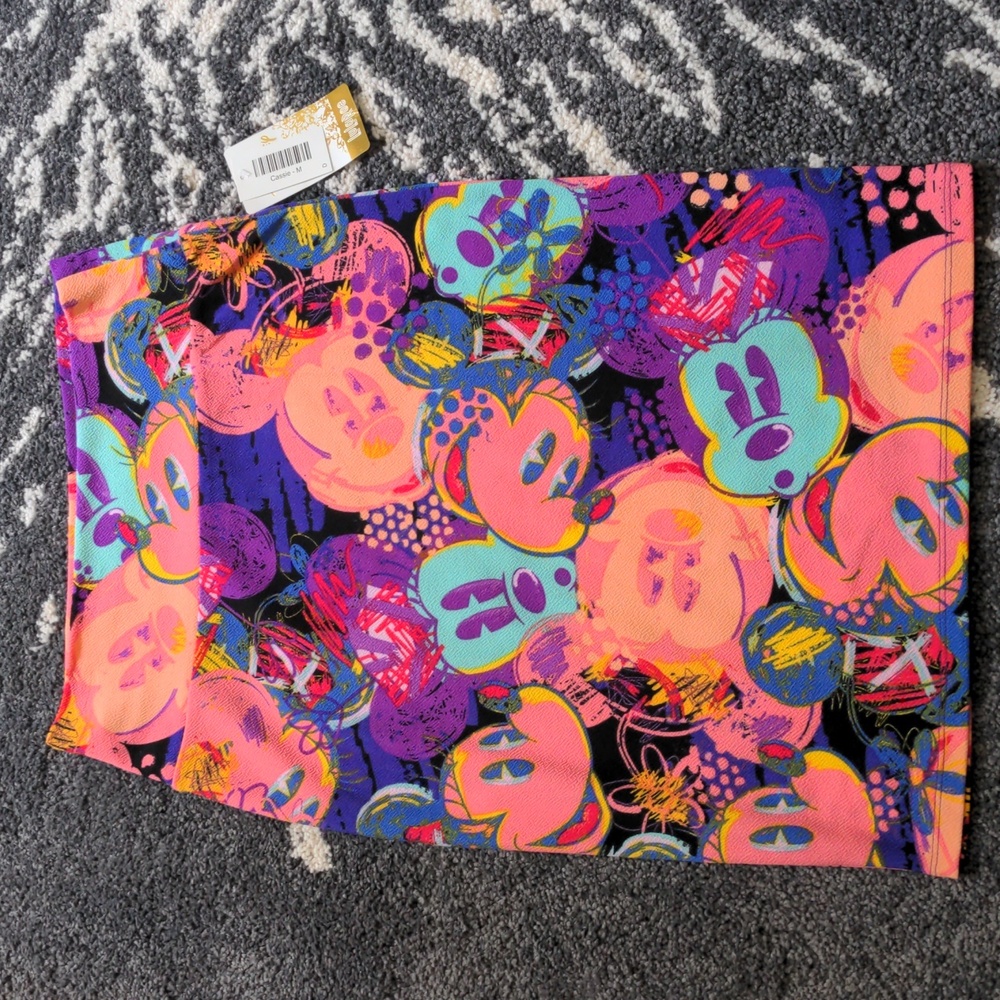 NWT LulaRoe Disney Cassie skirt